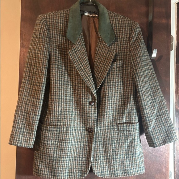 Vintage Houndstooth Blazer with Green Suede Collar - Picture 1 of 6